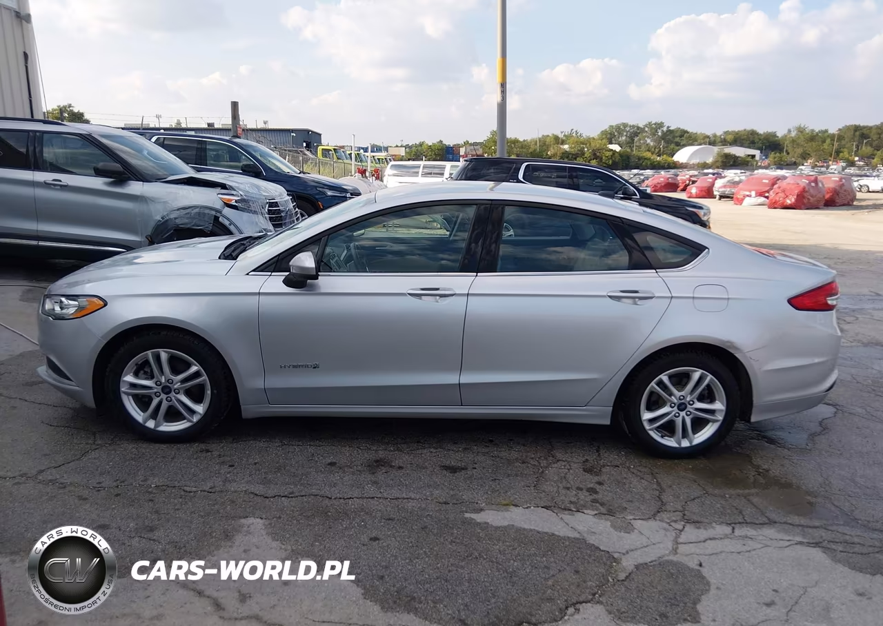 2018 Ford Fusion S Hybrid VIN:3FA6P0UU1JR271577 - 14