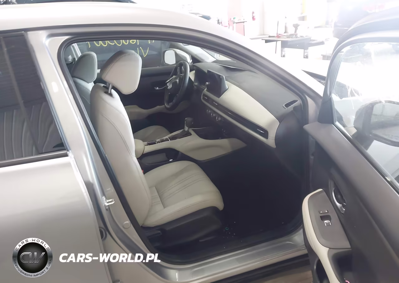 2026 Honda Hr-V Awd Ex-L VIN:3CZRZ2H7XTM764993 - 5