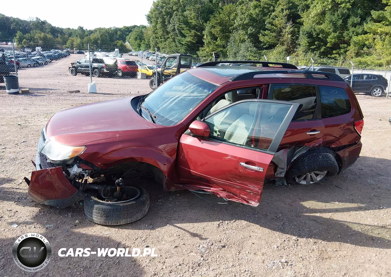 2012 Subaru Forester 2.5X Premium VIN:JF2SHADCXCH404913 - 15
