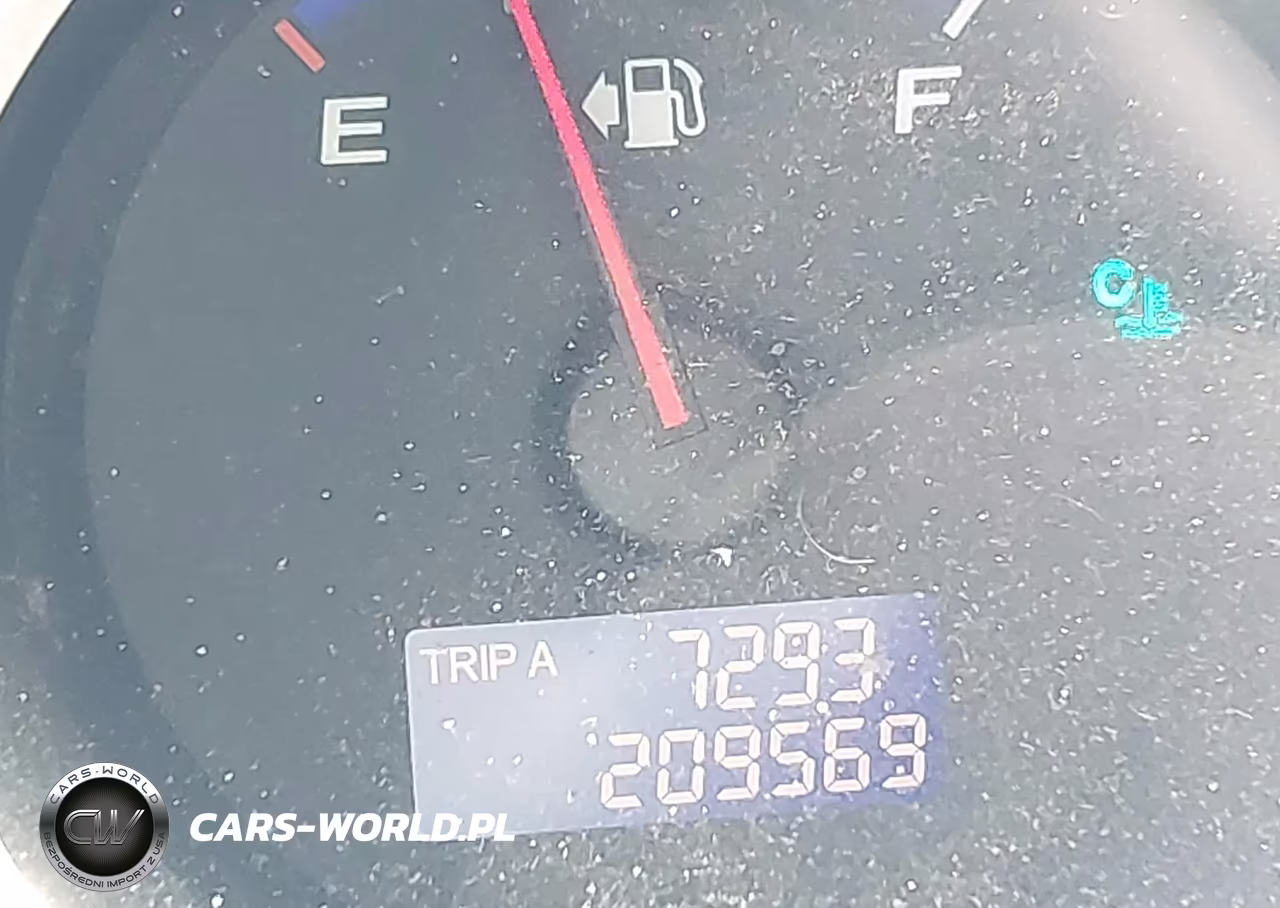 2008 Honda Fit Sport VIN:JHMGD37628S057829 - 12