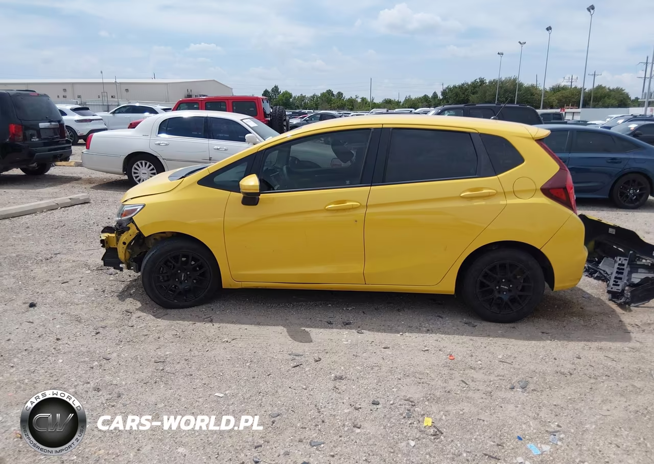 2019 Honda Fit Lx VIN:3HGGK5H44KM705737 - 15