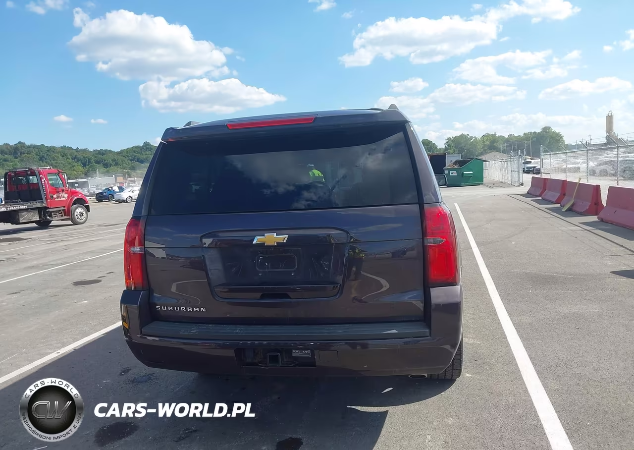 2015 Chevrolet Suburban Lt VIN:1GNSKJKC9FR697759 - 16
