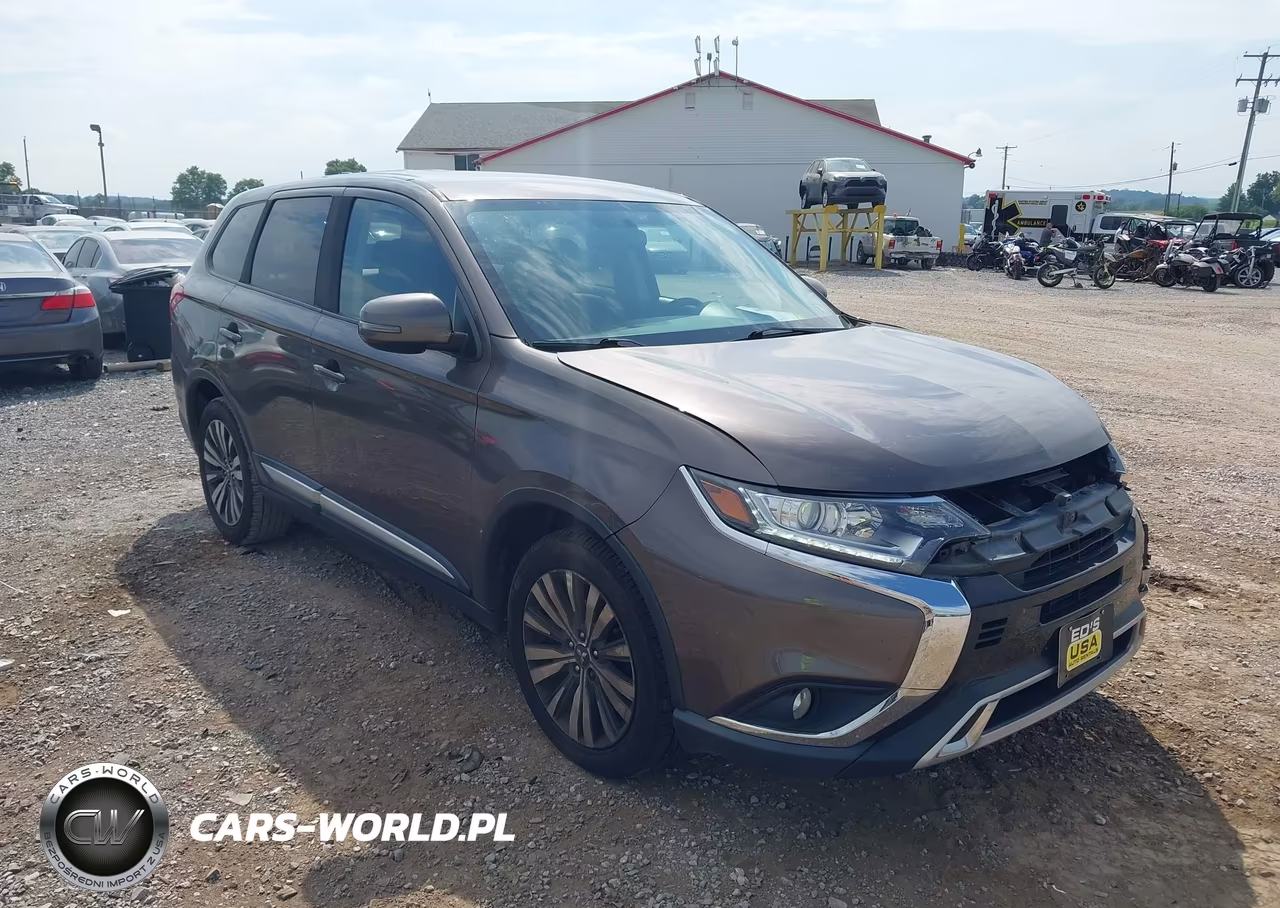 2019 Mitsubishi Outlander Se