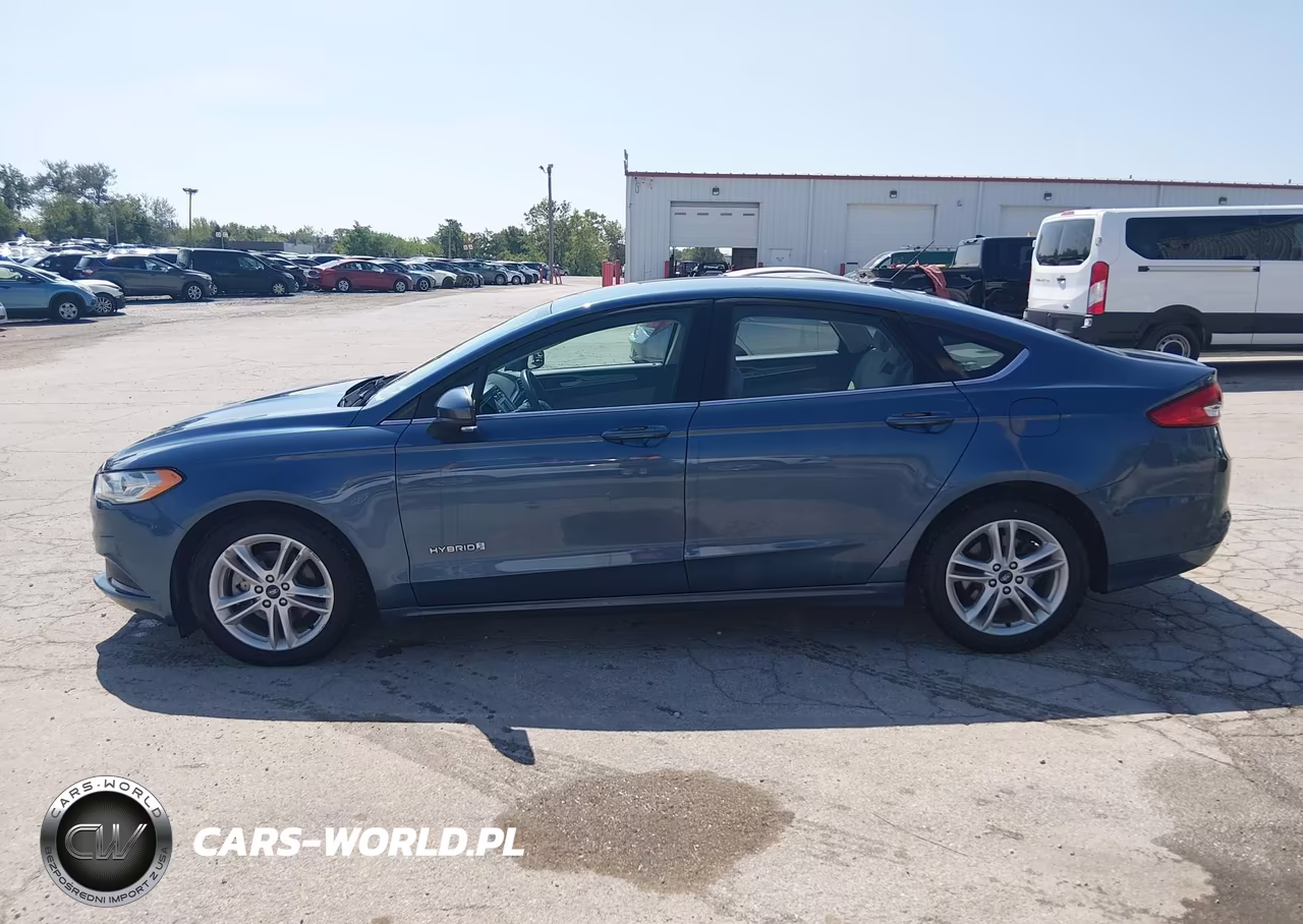 2018 Ford Fusion Hybrid S VIN:3FA6P0UUXJR271576 - 15