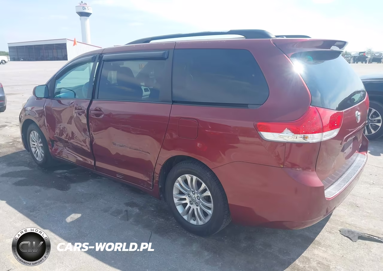 2013 Toyota Sienna Xle V6 8 Passenger VIN:5TDYK3DCXDS361757 - 3