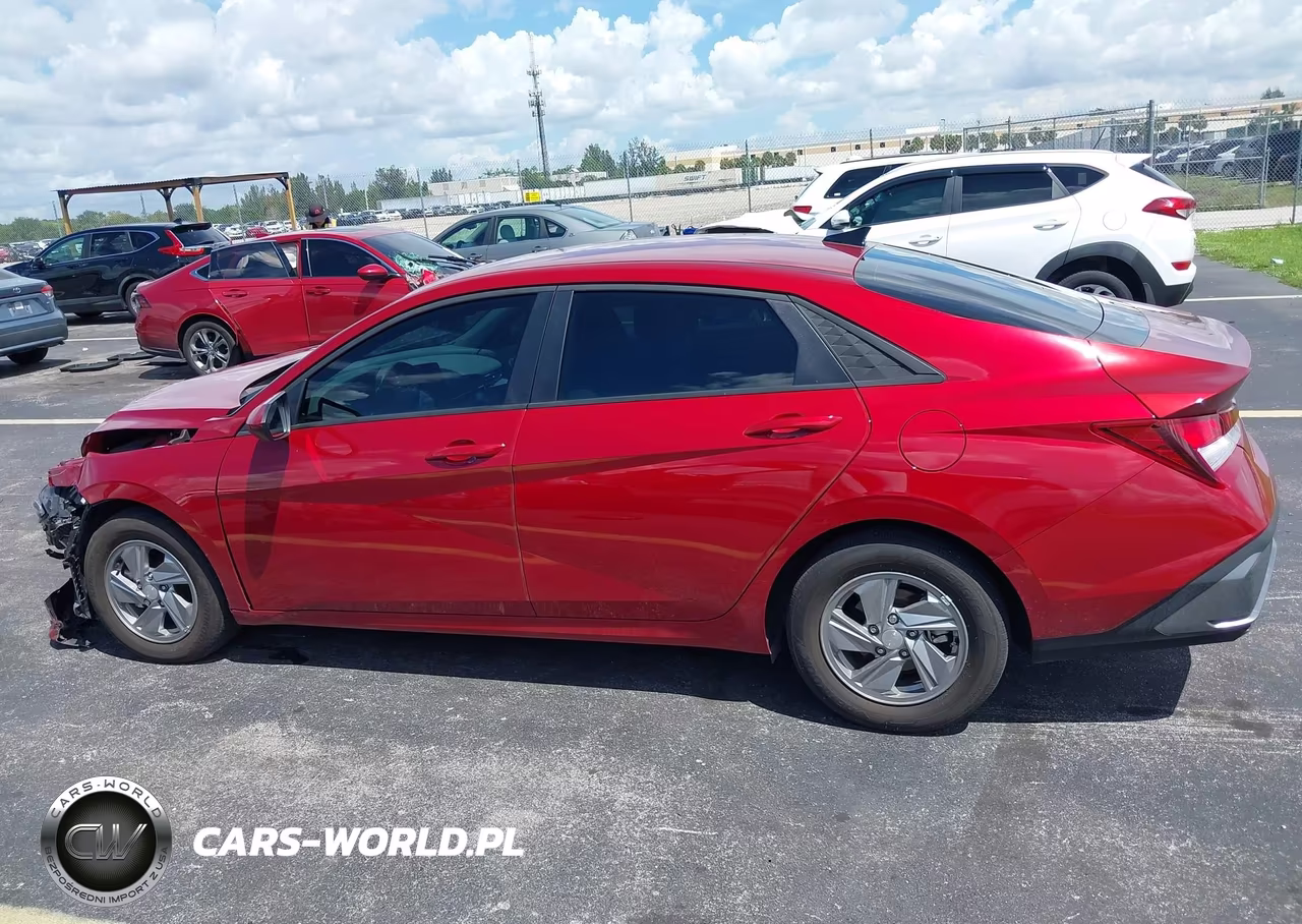 2025 Hyundai Elantra Se VIN:KMHLL4DG7SU015766 - 14