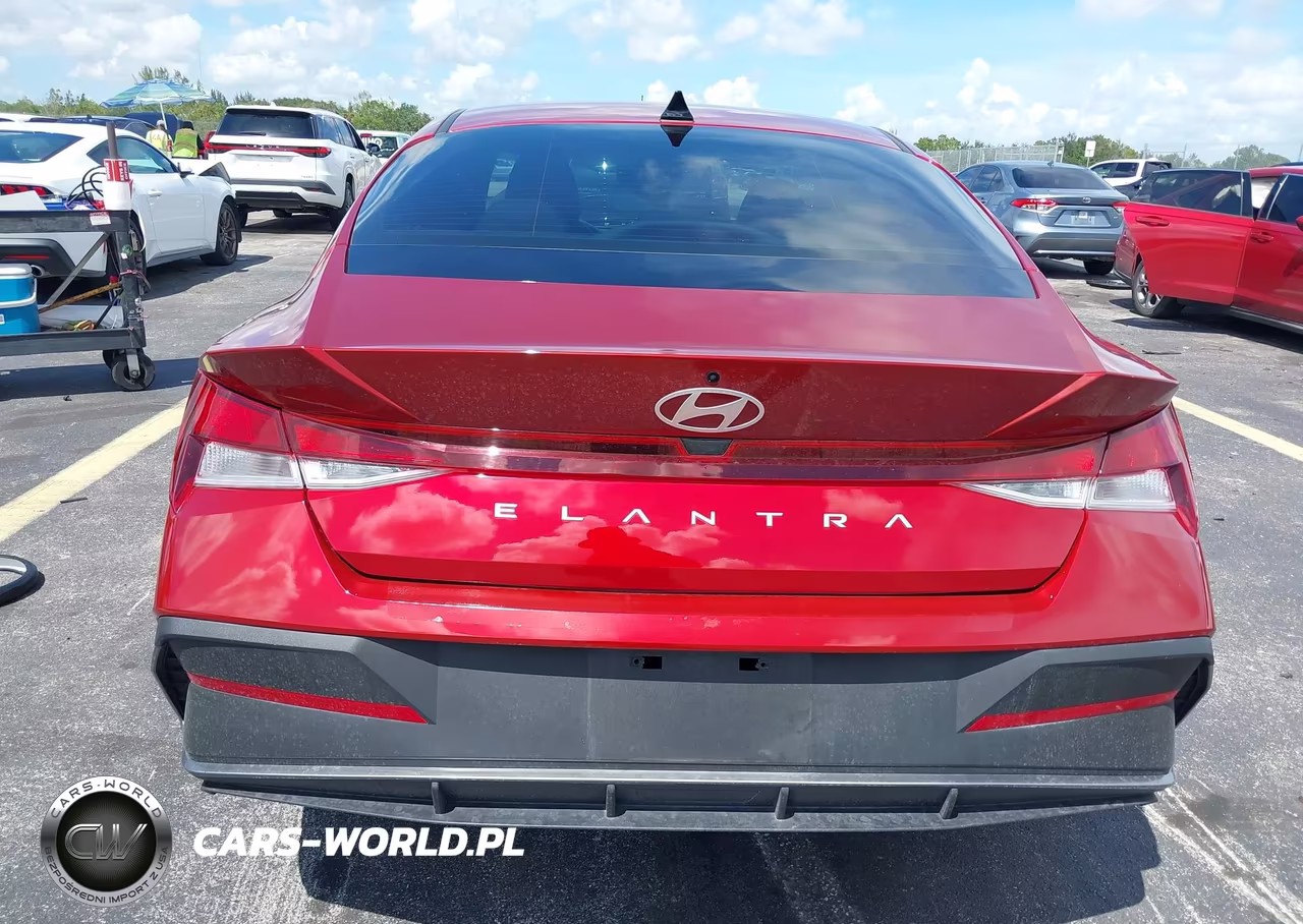 2025 Hyundai Elantra Se VIN:KMHLL4DG7SU015766 - 16
