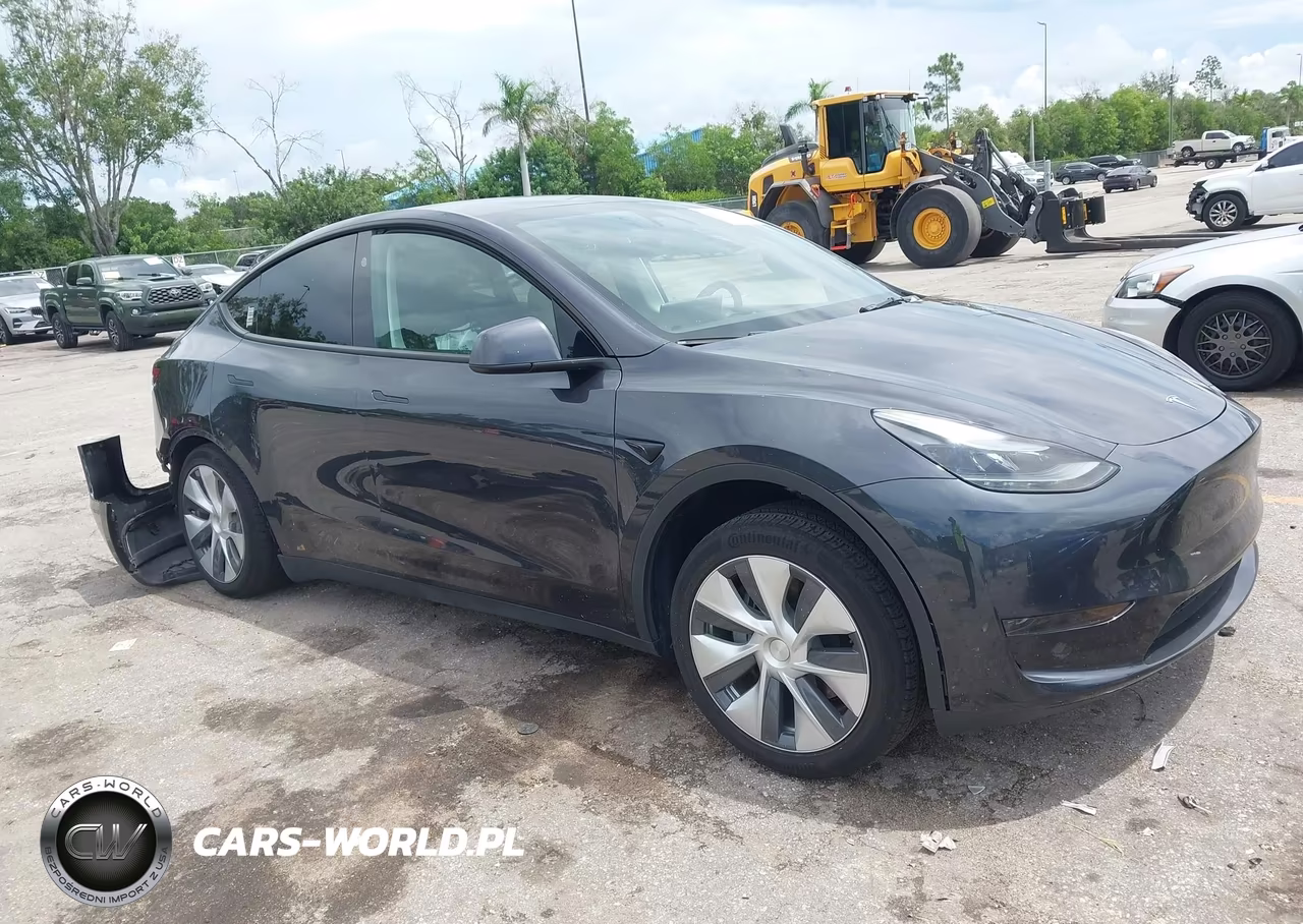 2024 Tesla Model Y Long Range Single Motor Rear-Wheel Drive-Rwd VIN:7SAYGDED5RF091799 - 1