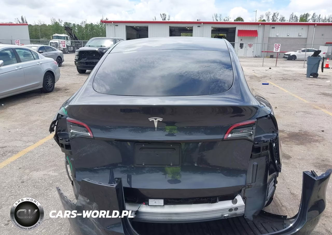 2024 Tesla Model Y Long Range Single Motor Rear-Wheel Drive-Rwd VIN:7SAYGDED5RF091799 - 15