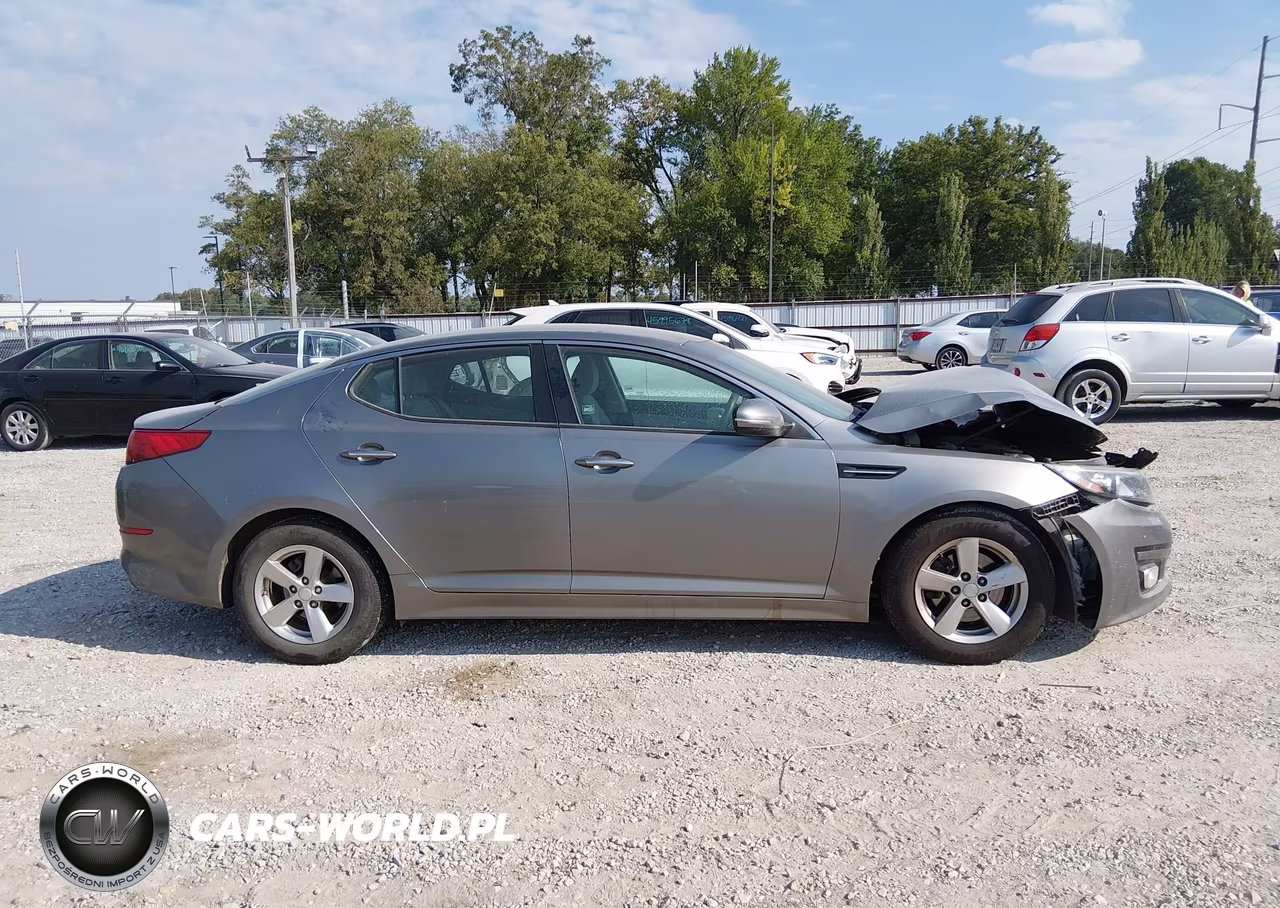 2015 Kia Optima Lx VIN:5XXGM4A79FG493903 - 13