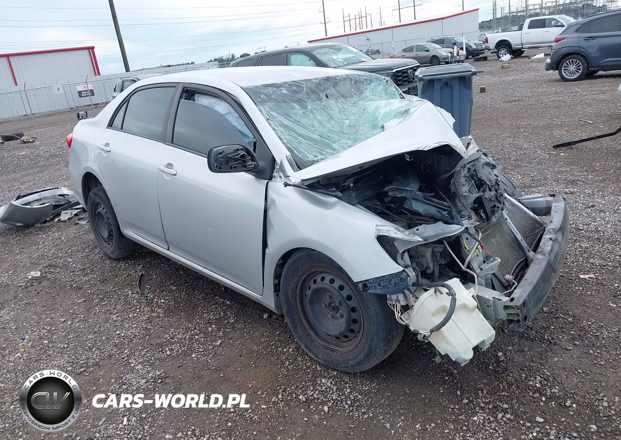 2011 Toyota Corolla Le VIN:2T1BU4EE3BC600318 - 1