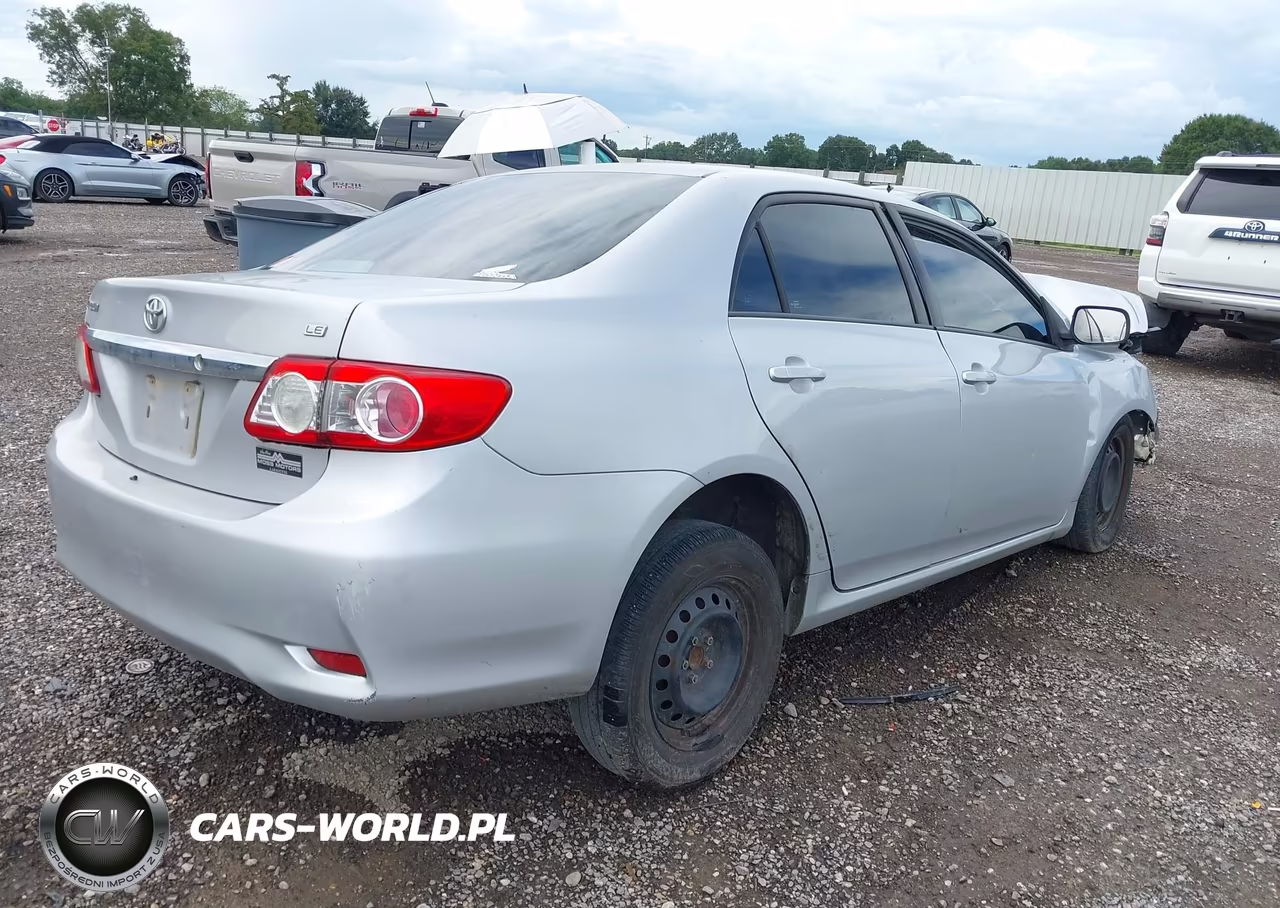2011 Toyota Corolla Le VIN:2T1BU4EE3BC600318 - 4
