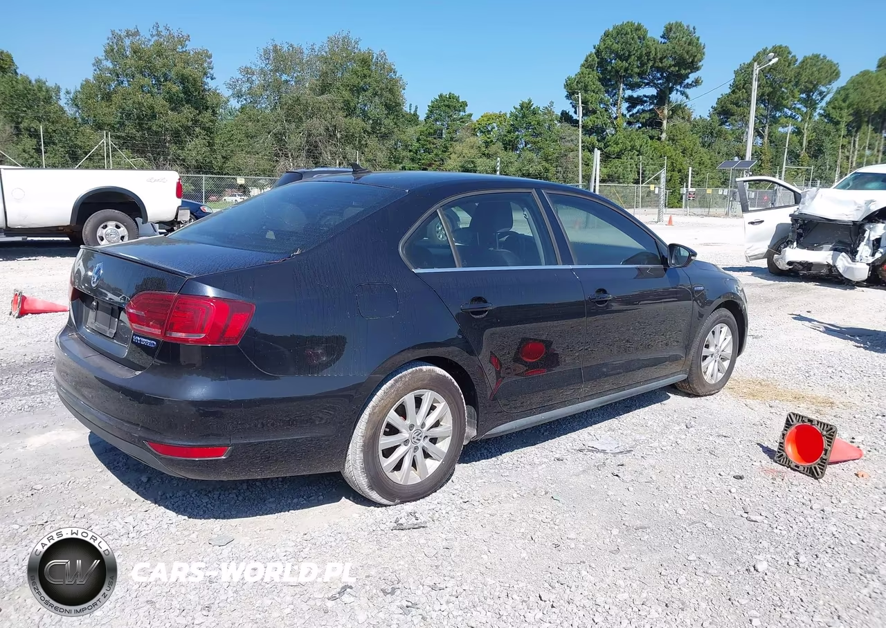 2013 Volkswagen Jetta Hybrid Se VIN:3VW637AJ5DM242591 - 4