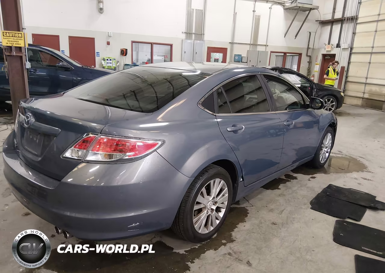 2010 Mazda Mazda6 I Touring VIN:1YVHZ8CH3A5M54928 - 4