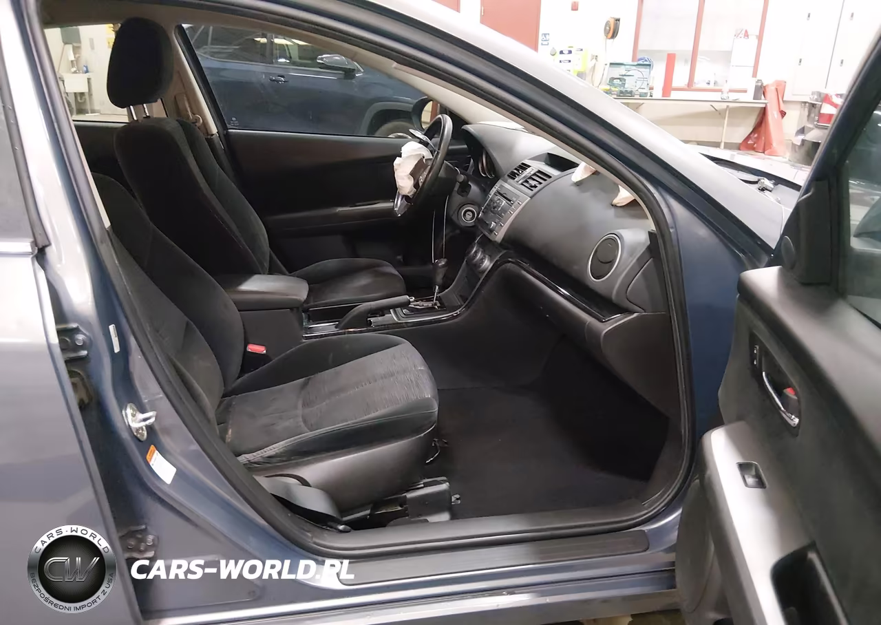2010 Mazda Mazda6 I Touring VIN:1YVHZ8CH3A5M54928 - 5
