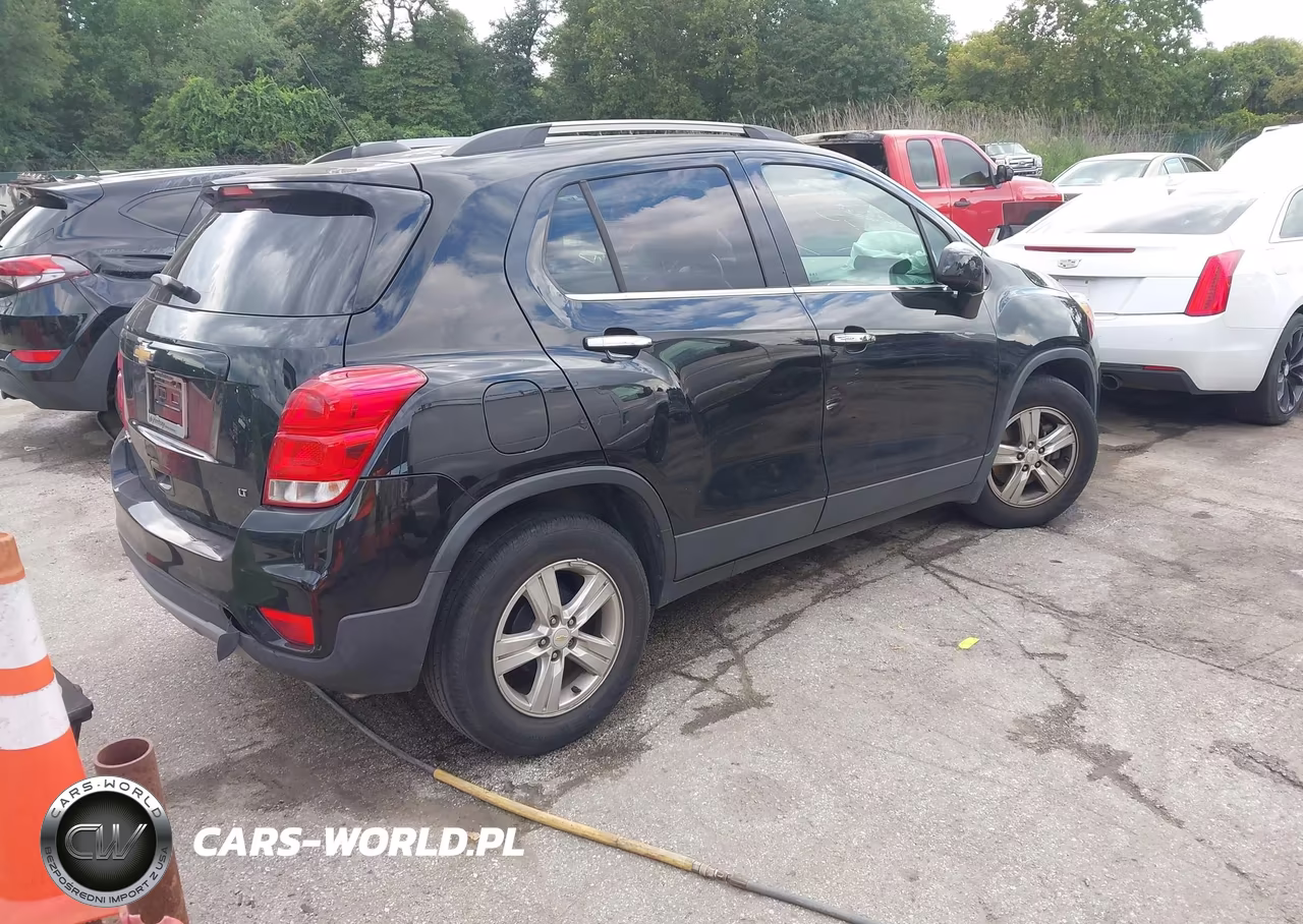 2019 Chevrolet Trax Lt VIN:KL7CJLSB3KB747266 - 4