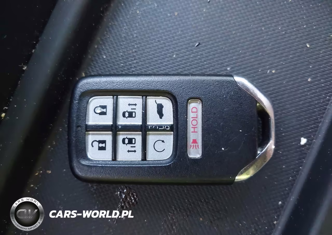 2022 Honda Odyssey Touring VIN:5FNRL6H82NB001817 - 11