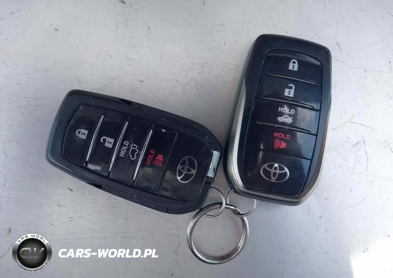 2018 Toyota Mirai VIN:JTDBVRBD3JA004246 - 11