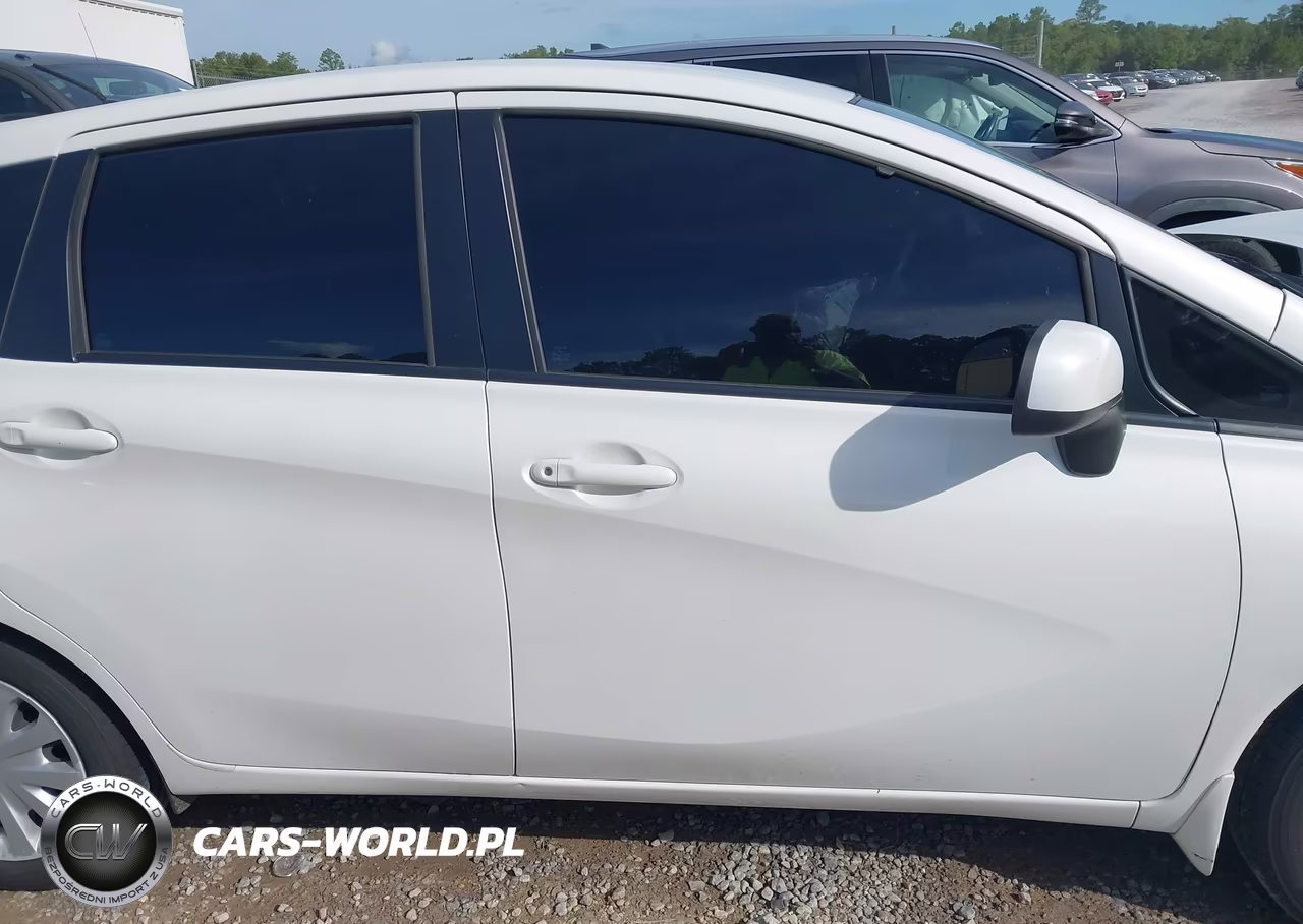 2014 Nissan Versa Note S Plus VIN:3N1CE2CP0EL362555 - 14