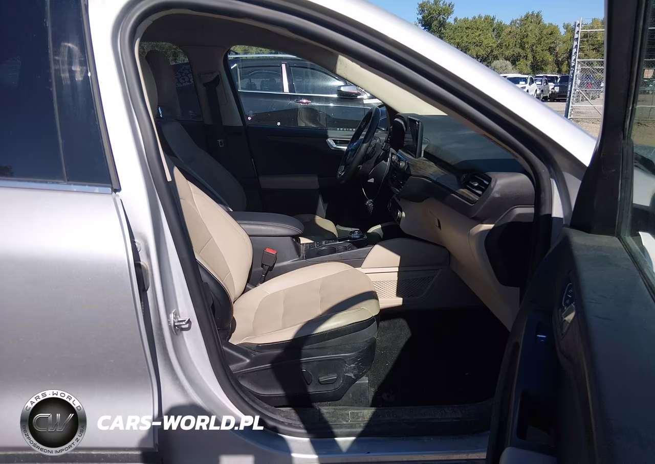 2020 Ford Escape Titanium VIN:1FMCU9J92LUA11948 - 5