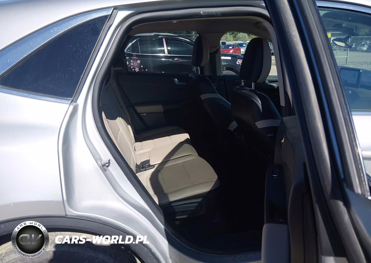 2020 Ford Escape Titanium VIN:1FMCU9J92LUA11948 - 8