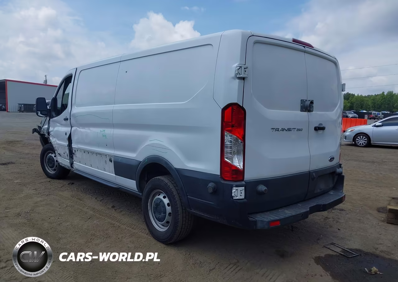 2018 Ford Transit-250 VIN:1FTYR2YM5JKB11564 - 3