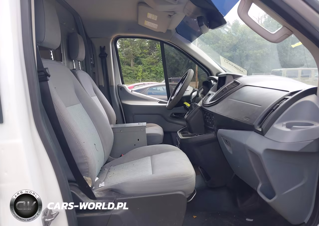 2018 Ford Transit-250 VIN:1FTYR2YM5JKB11564 - 5