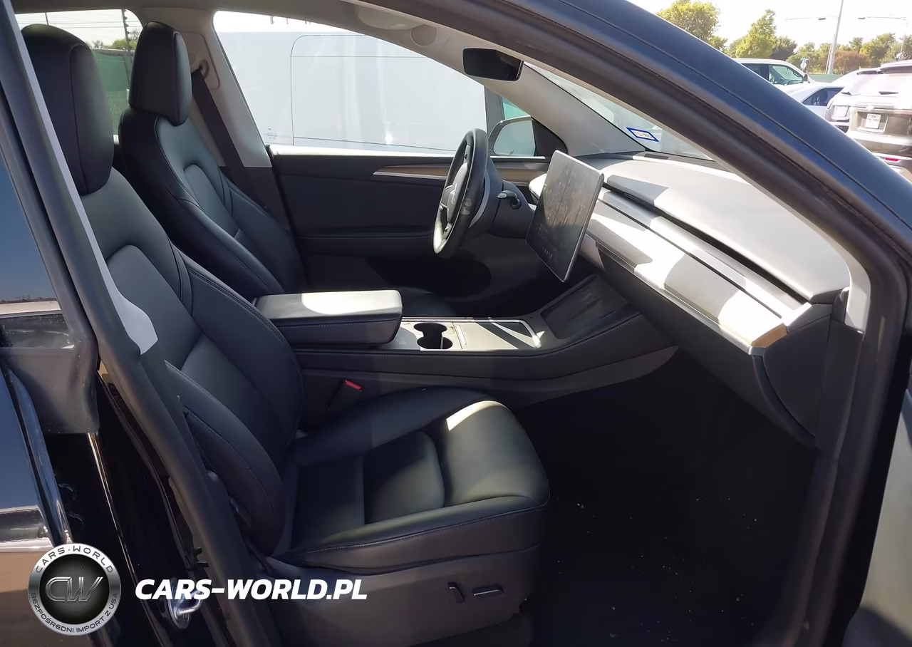 2023 Tesla Model Y Awd-Long Range Dual Motor All-Wheel Drive VIN:7SAYGDEE3PA107999 - 5