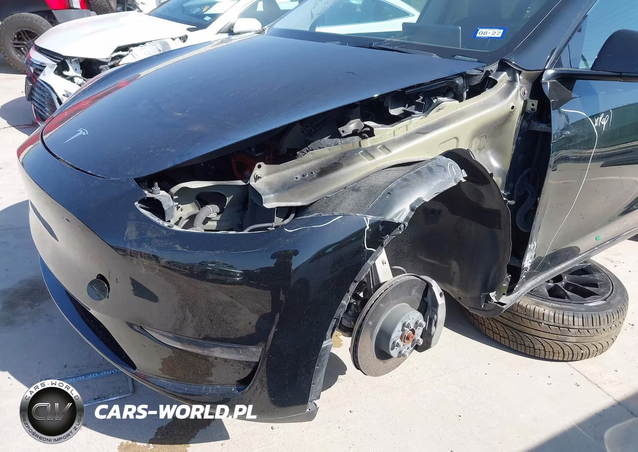 2023 Tesla Model Y Awd-Long Range Dual Motor All-Wheel Drive VIN:7SAYGDEE3PA107999 - 6