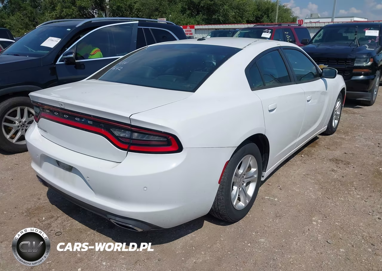 2020 Dodge Charger Sxt Rwd VIN:2C3CDXBG2LH140642 - 4