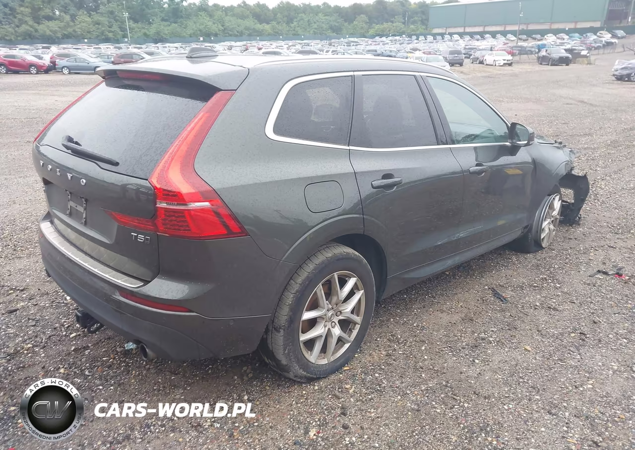 2018 Volvo Xc60 T5 Momentum VIN:YV4102RK6J1025305 - 4