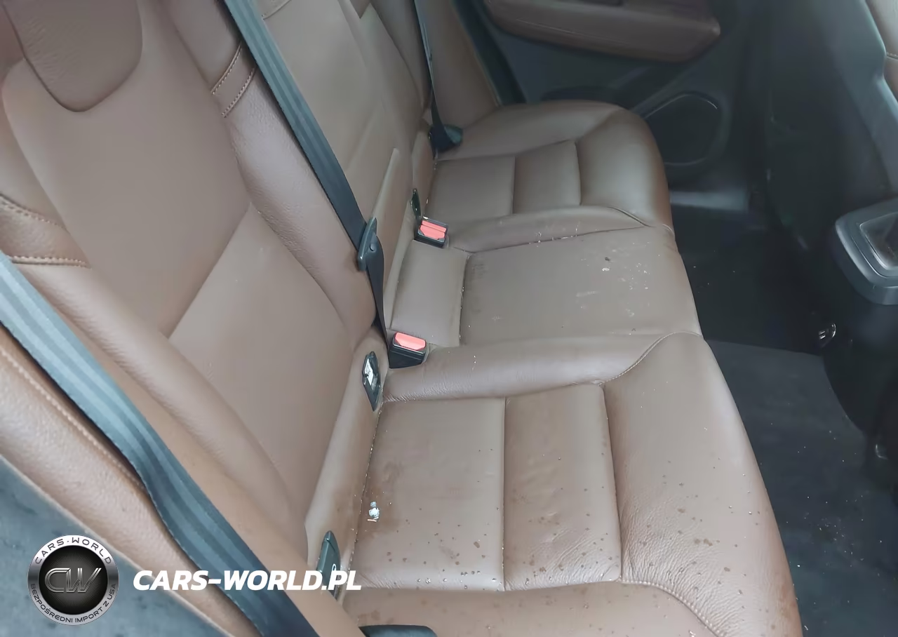 2018 Volvo Xc60 T5 Momentum VIN:YV4102RK6J1025305 - 8