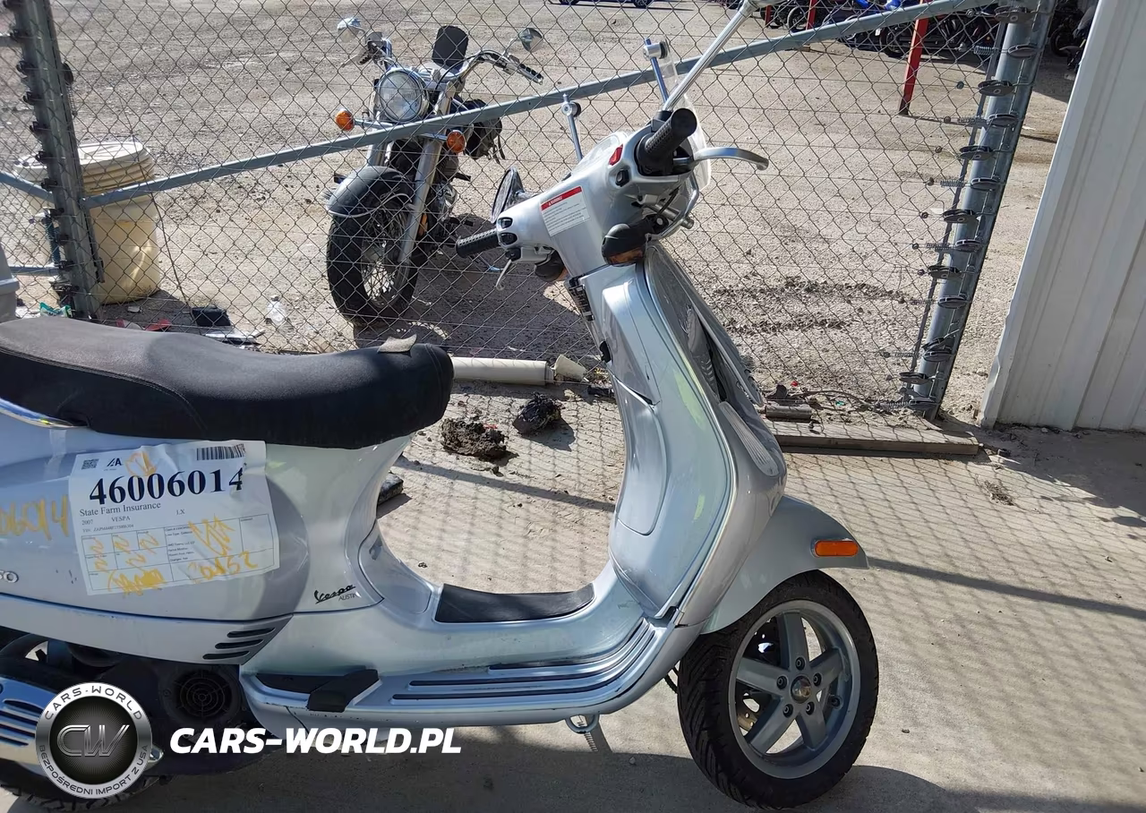 2007 Vespa Lx 150 VIN:ZAPM448F275006304 - 16