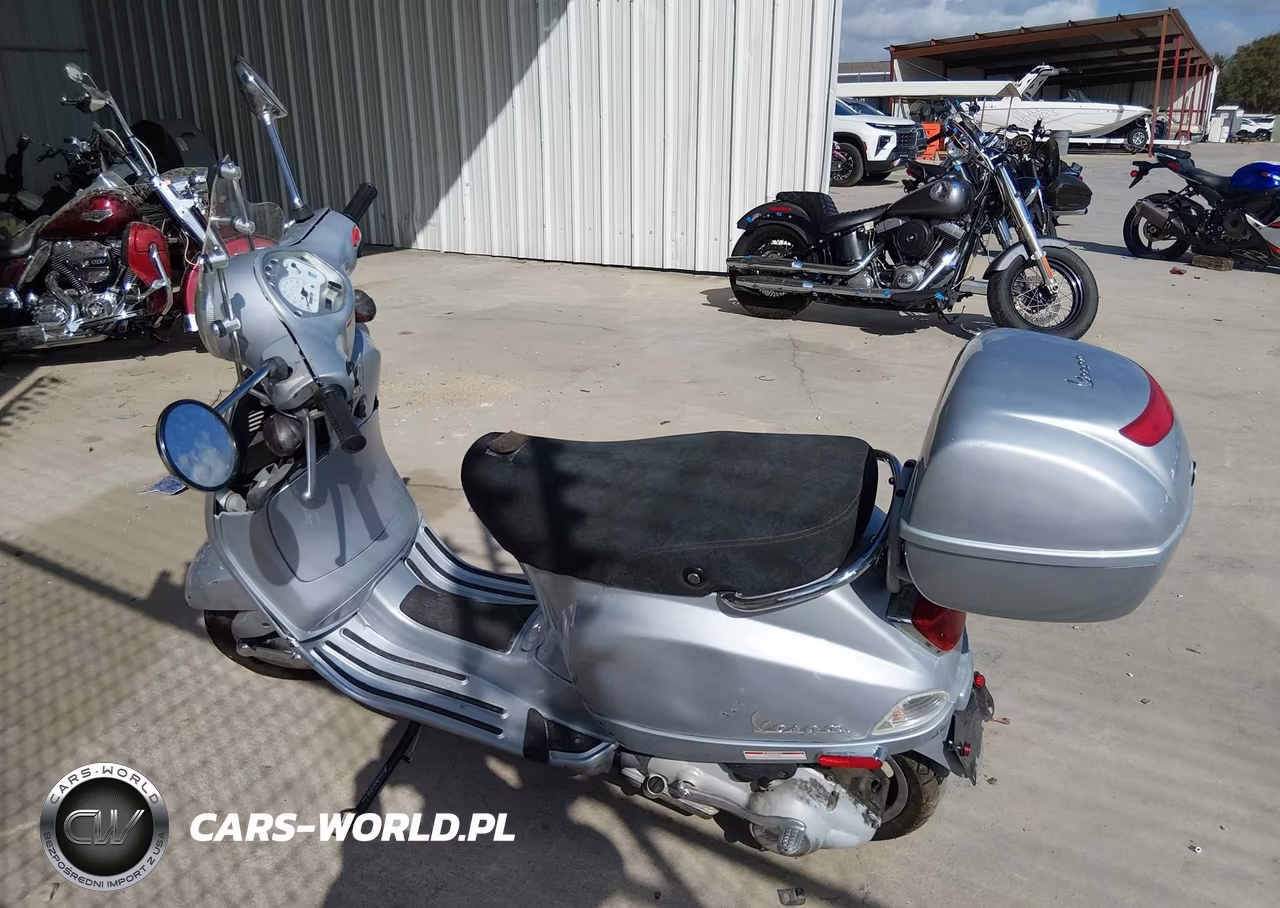 2007 Vespa Lx 150 VIN:ZAPM448F275006304 - 2