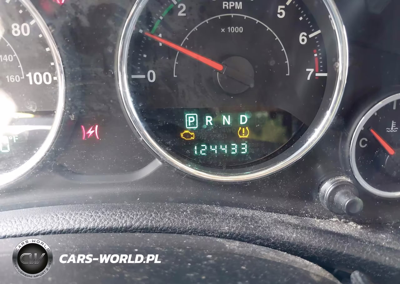2012 Jeep Wrangler Unlimited Sahara VIN:1C4HJWEG4CL105104 - 15