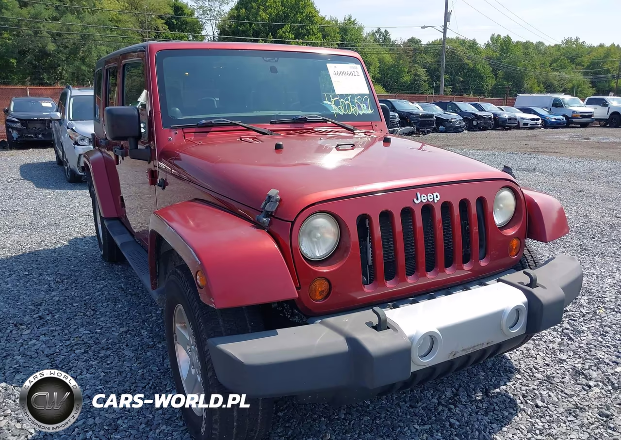 2012 Jeep Wrangler Unlimited Sahara VIN:1C4HJWEG4CL105104 - 17