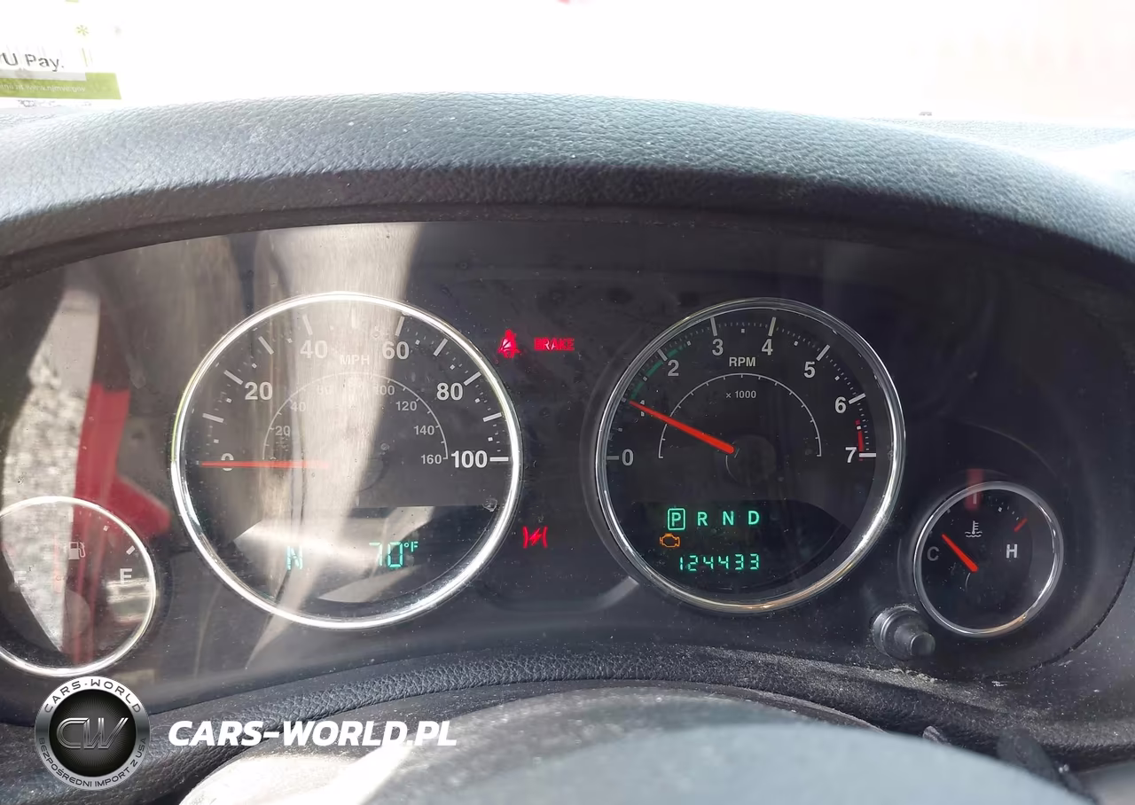 2012 Jeep Wrangler Unlimited Sahara VIN:1C4HJWEG4CL105104 - 7