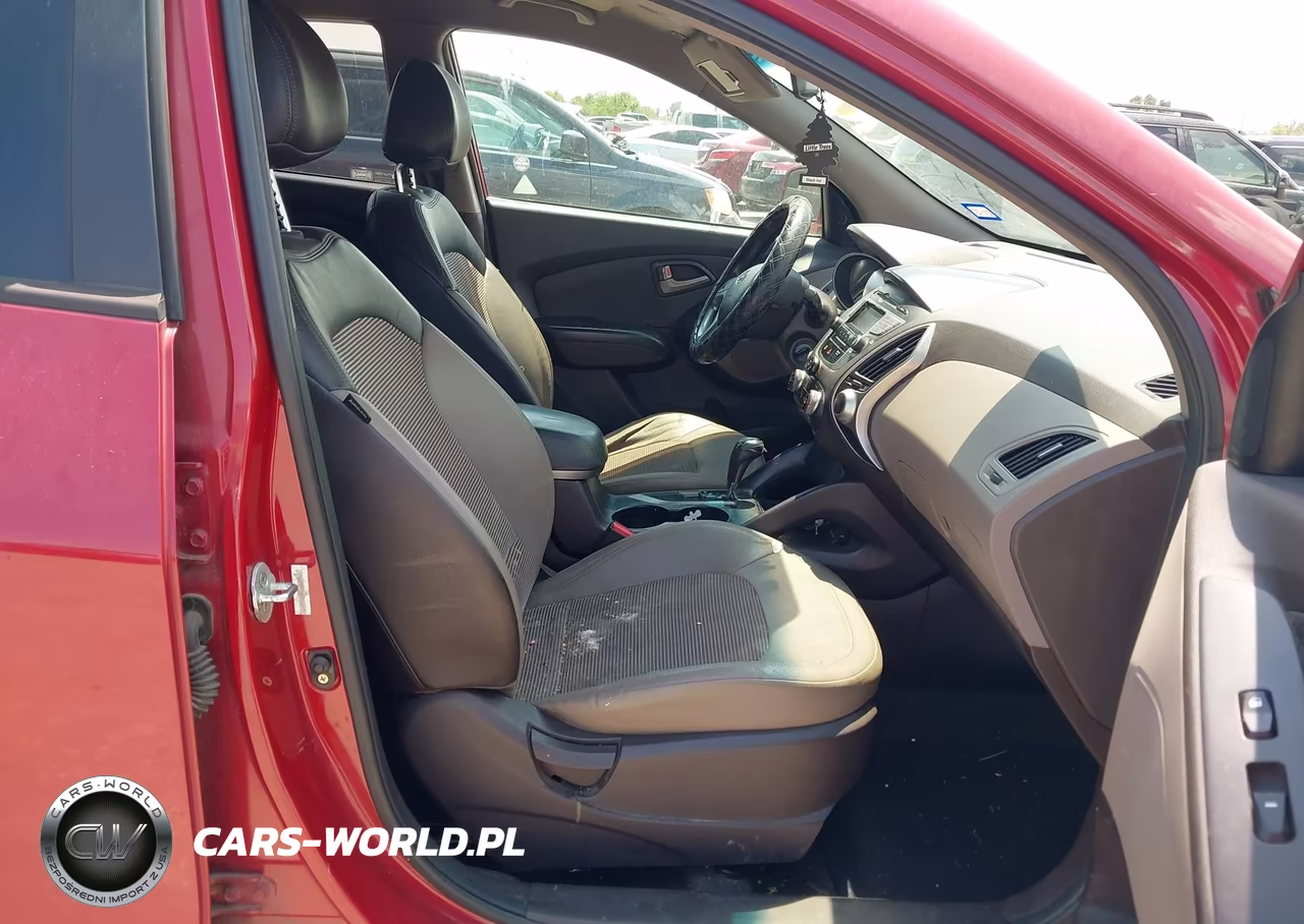 2012 Hyundai Tucson Gls VIN:KM8JU3AC6CU361213 - 5