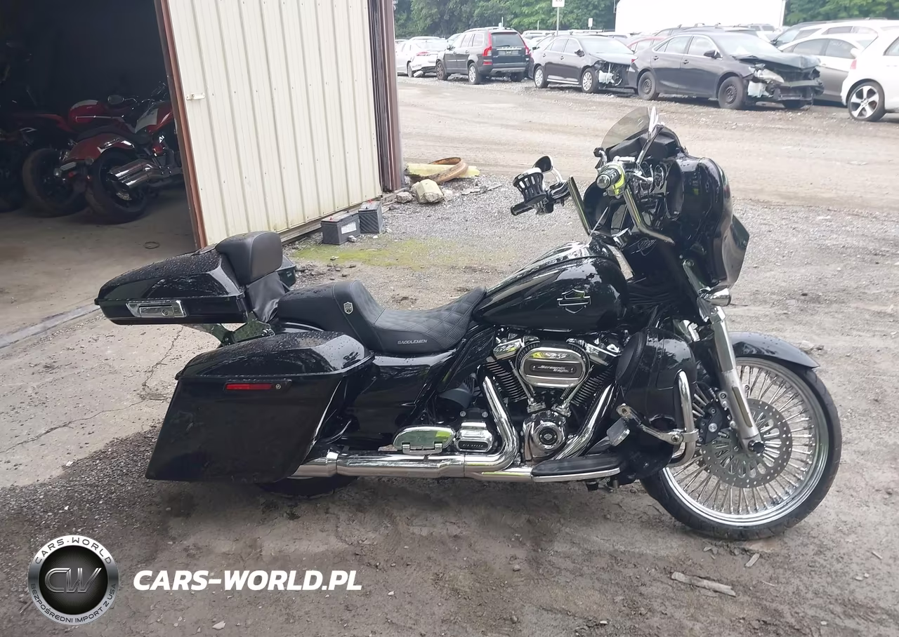 2017 Harley-Davidson Flhxs Street Glide Special VIN:1HD1KRC17HB655682 - 12