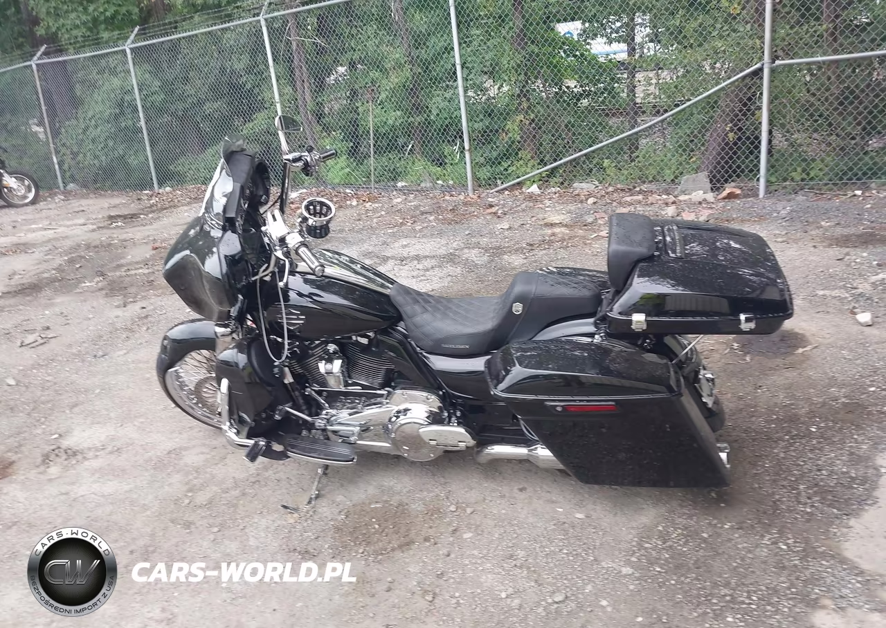 2017 Harley-Davidson Flhxs Street Glide Special VIN:1HD1KRC17HB655682 - 13