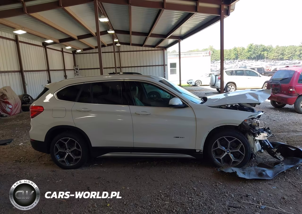 2016 BMW X1 xDrive28I VIN:WBXHT3Z32G4A51095 - 13