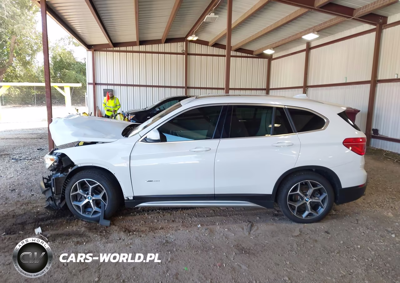2016 BMW X1 xDrive28I VIN:WBXHT3Z32G4A51095 - 14