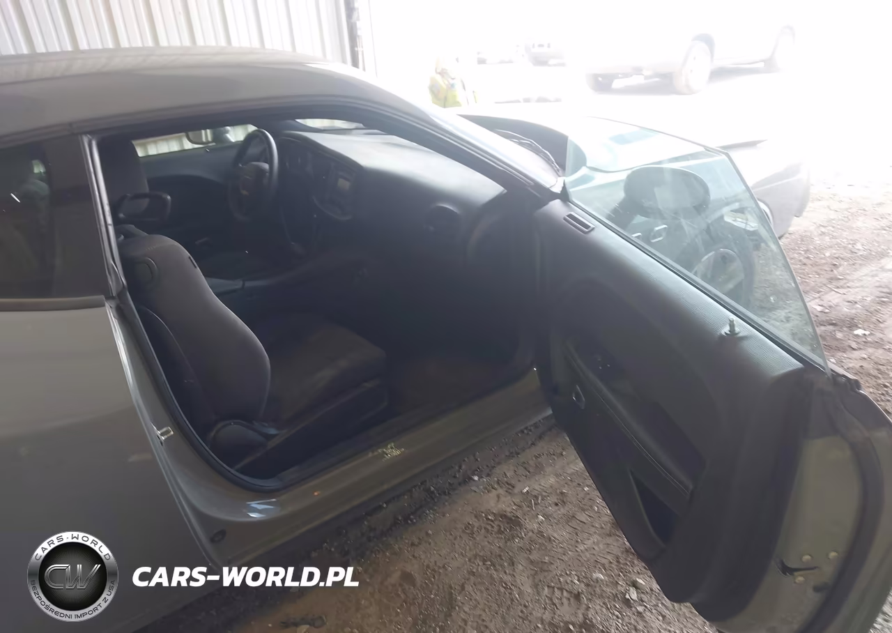 2017 Dodge Challenger Sxt VIN:2C3CDZAG3HH587386 - 5