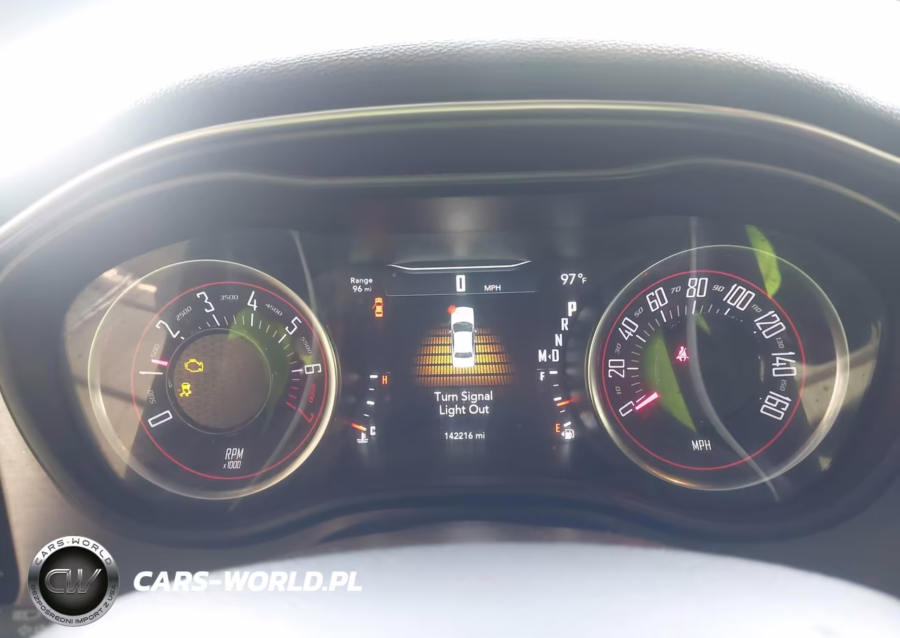 2017 Dodge Challenger Sxt VIN:2C3CDZAG3HH587386 - 7
