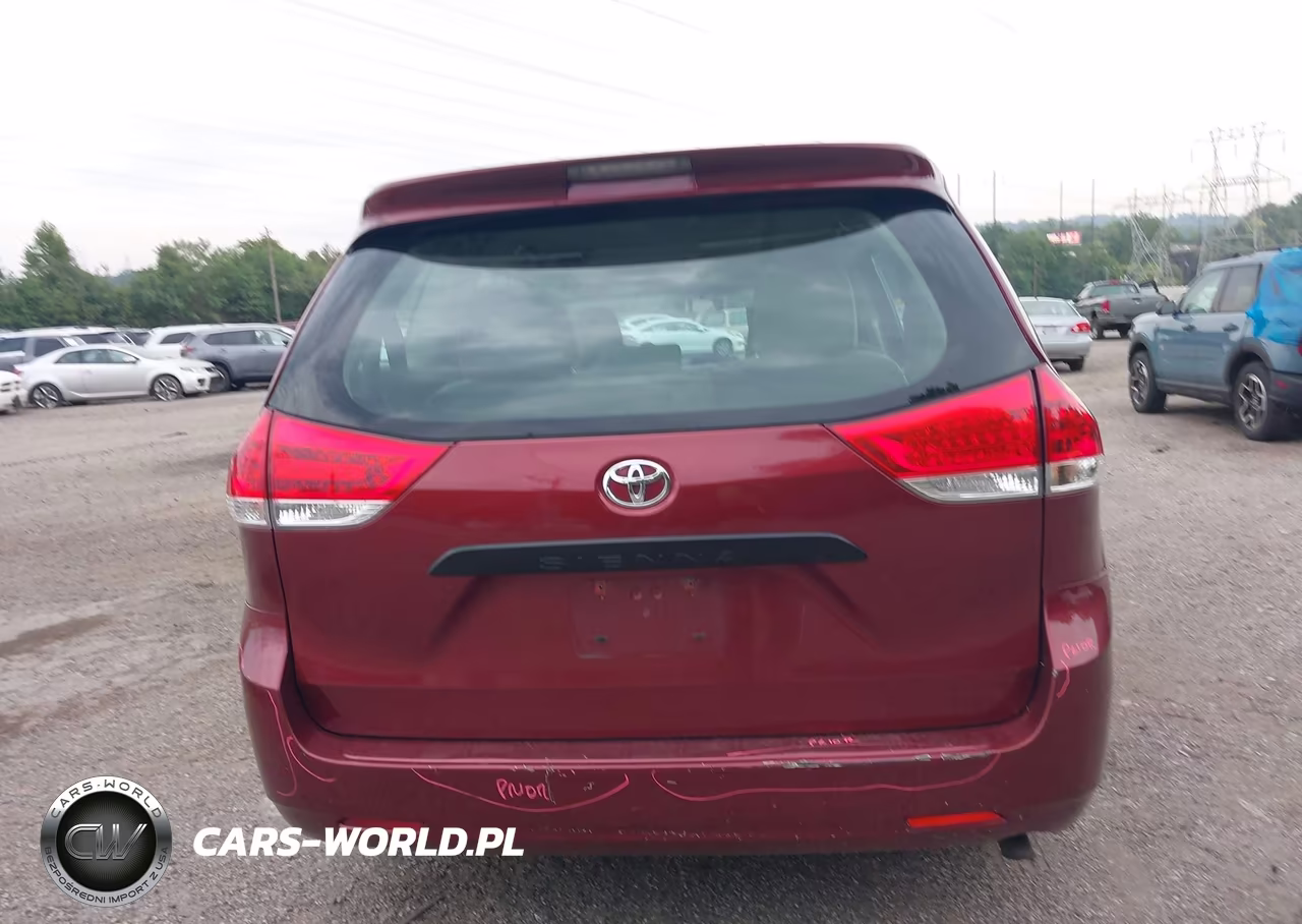 2014 Toyota Sienna L V6 7 Passenger VIN:5TDZK3DC8ES469512 - 17