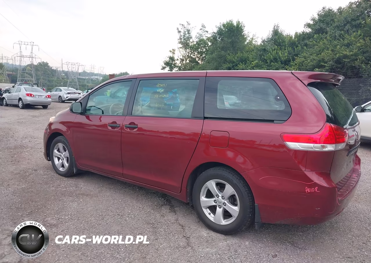 2014 Toyota Sienna L V6 7 Passenger VIN:5TDZK3DC8ES469512 - 3