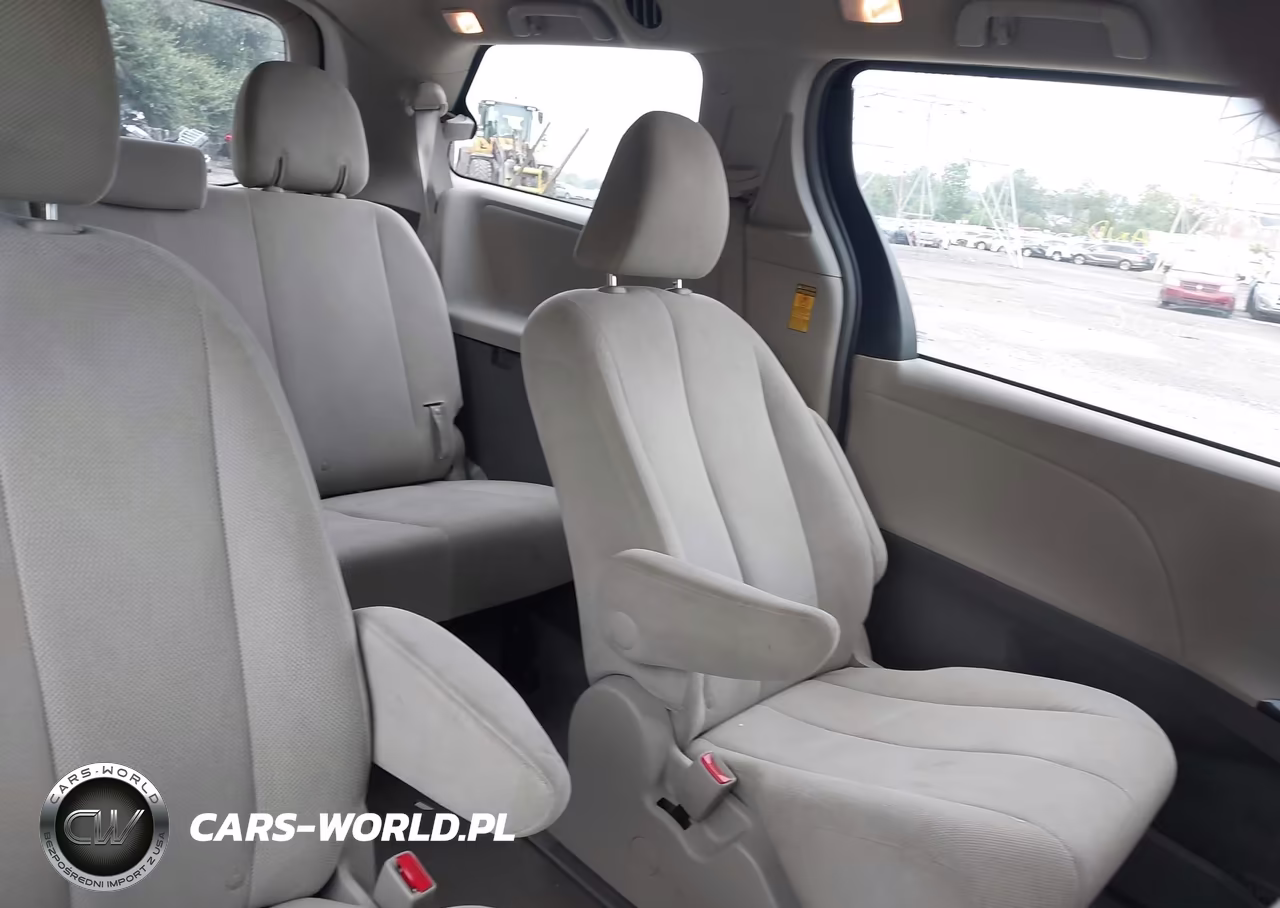 2014 Toyota Sienna L V6 7 Passenger VIN:5TDZK3DC8ES469512 - 8