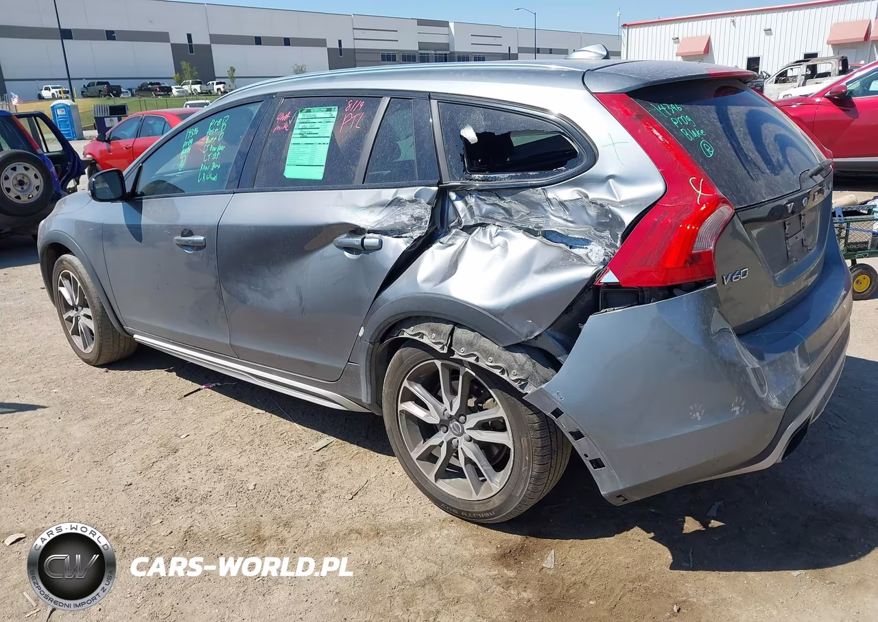 2018 Volvo V60 Cross Country T5 VIN:YV440MWK7J2054836 - 3