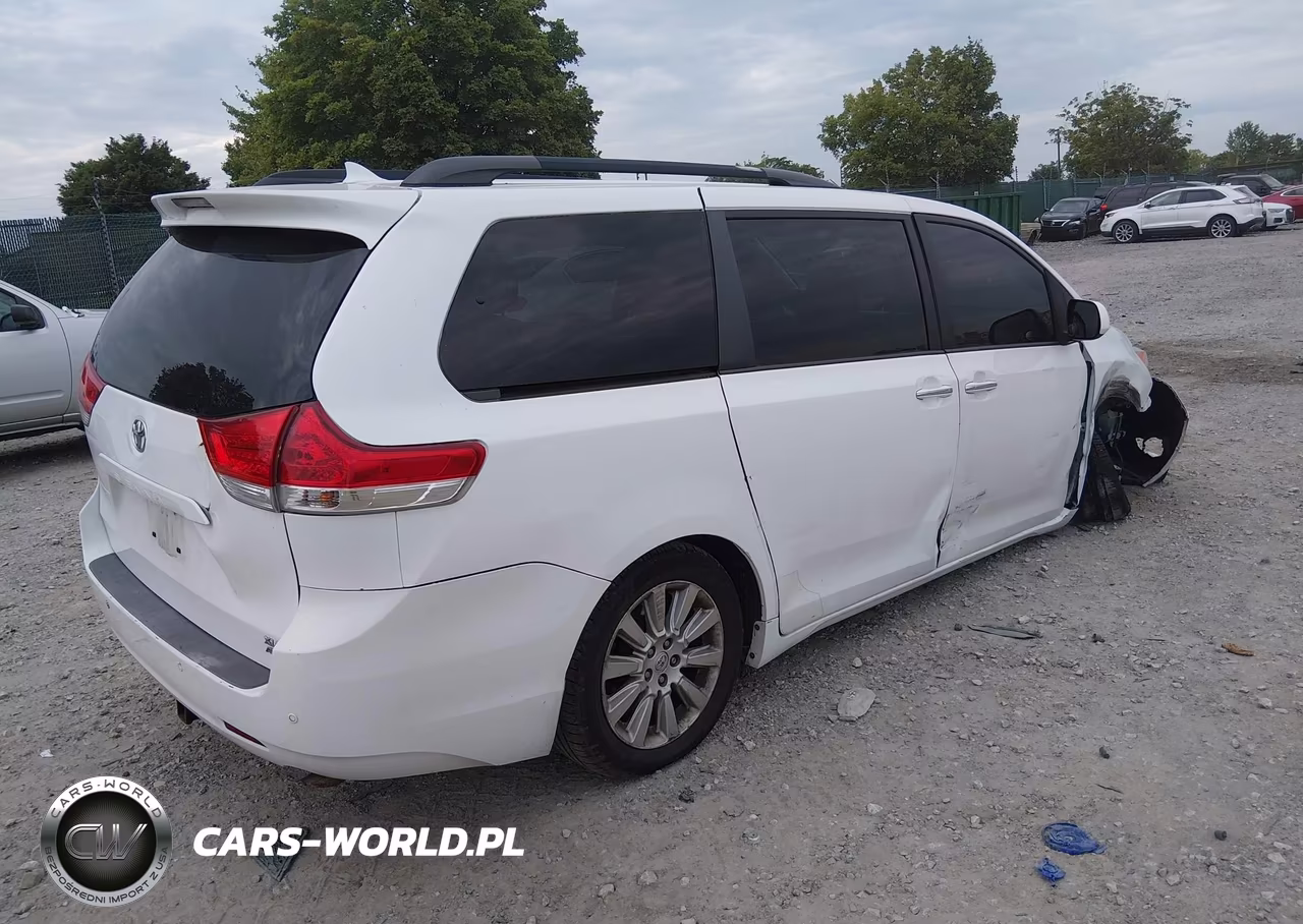 2014 Toyota Sienna Xle 7 Passenger VIN:5TDDK3DC3ES074132 - 4