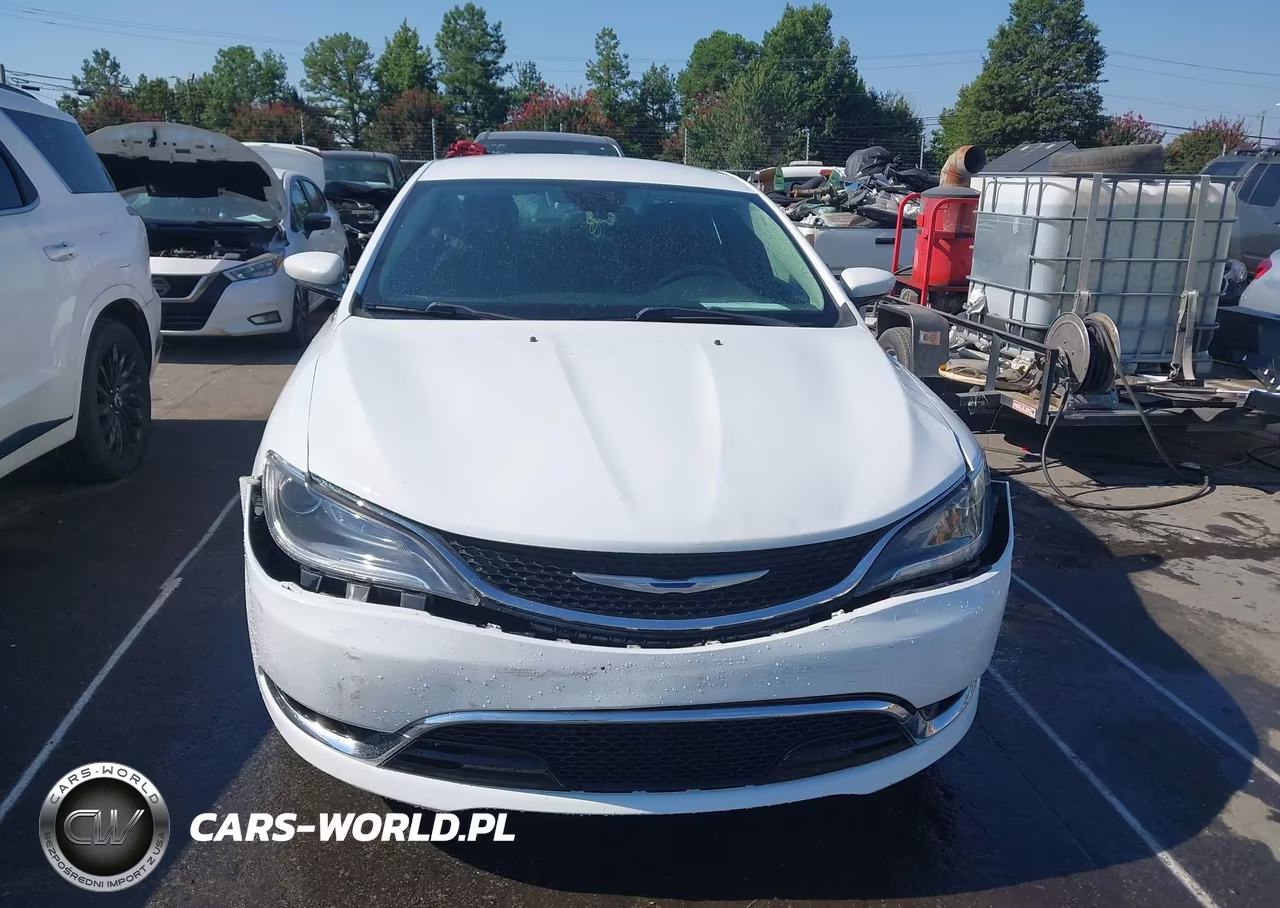 2015 Chrysler 200 C VIN:1C3CCCCB3FN592433 - 12
